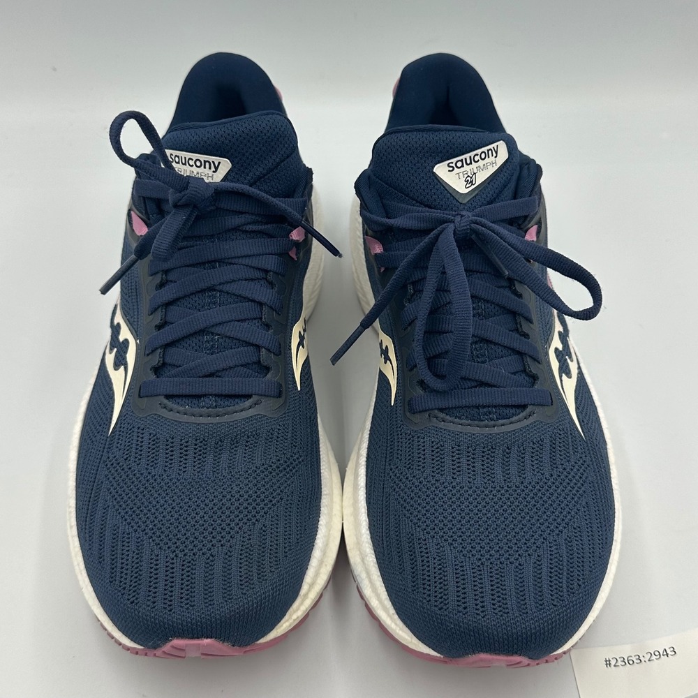 Saucony Triumph 21 Running Shoes Womens 9.5 Navy Pink Athletic Comfort Excellent